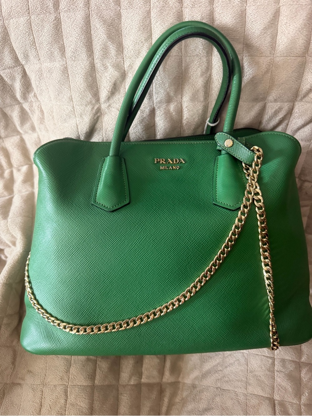 PRADA Large Green Saffiano Leather Shoulder Bag with Gold-tone Chain*